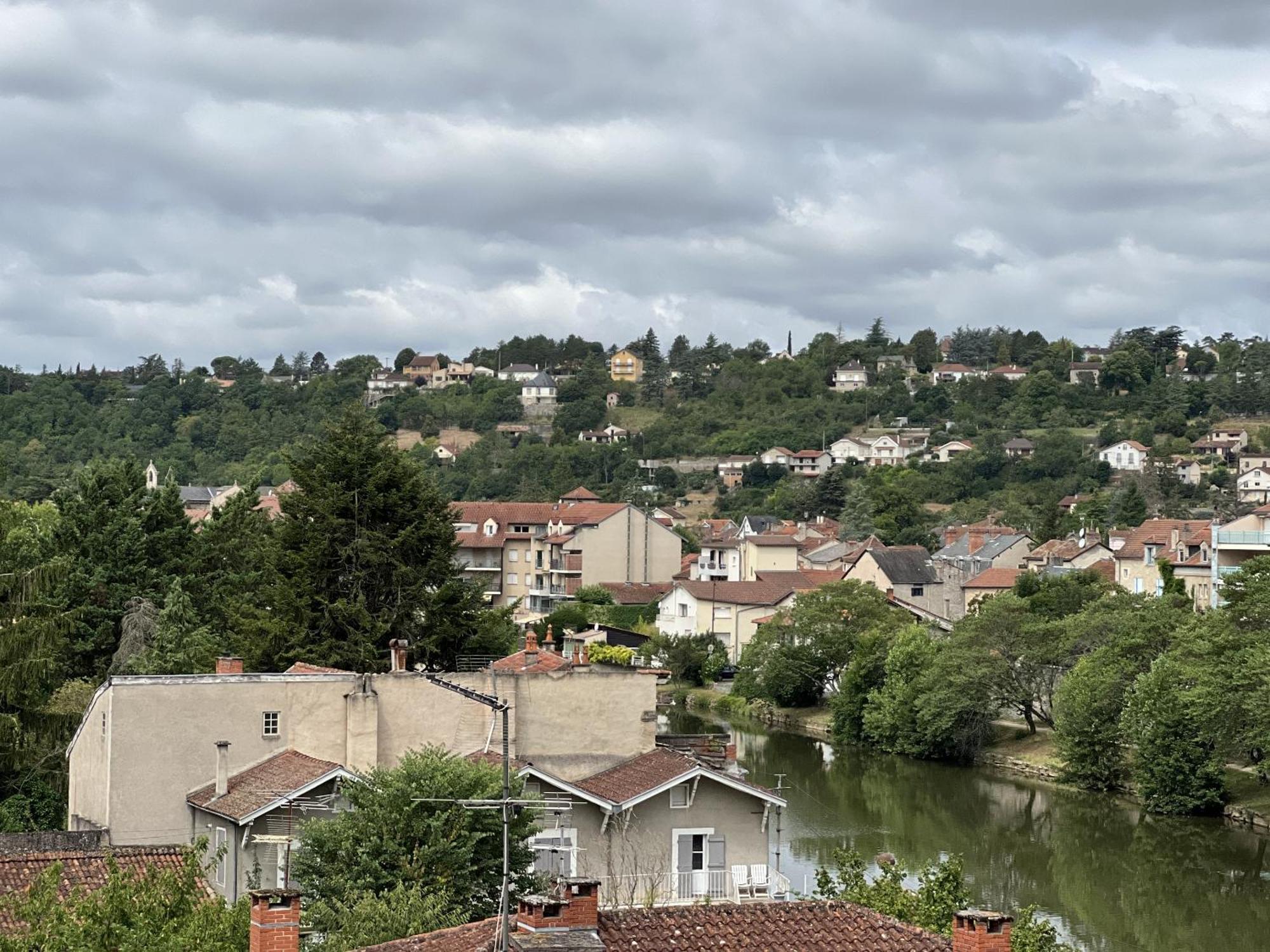 Le Loft De Babolene Apartamento Villefranche-de-Rouergue Exterior foto
